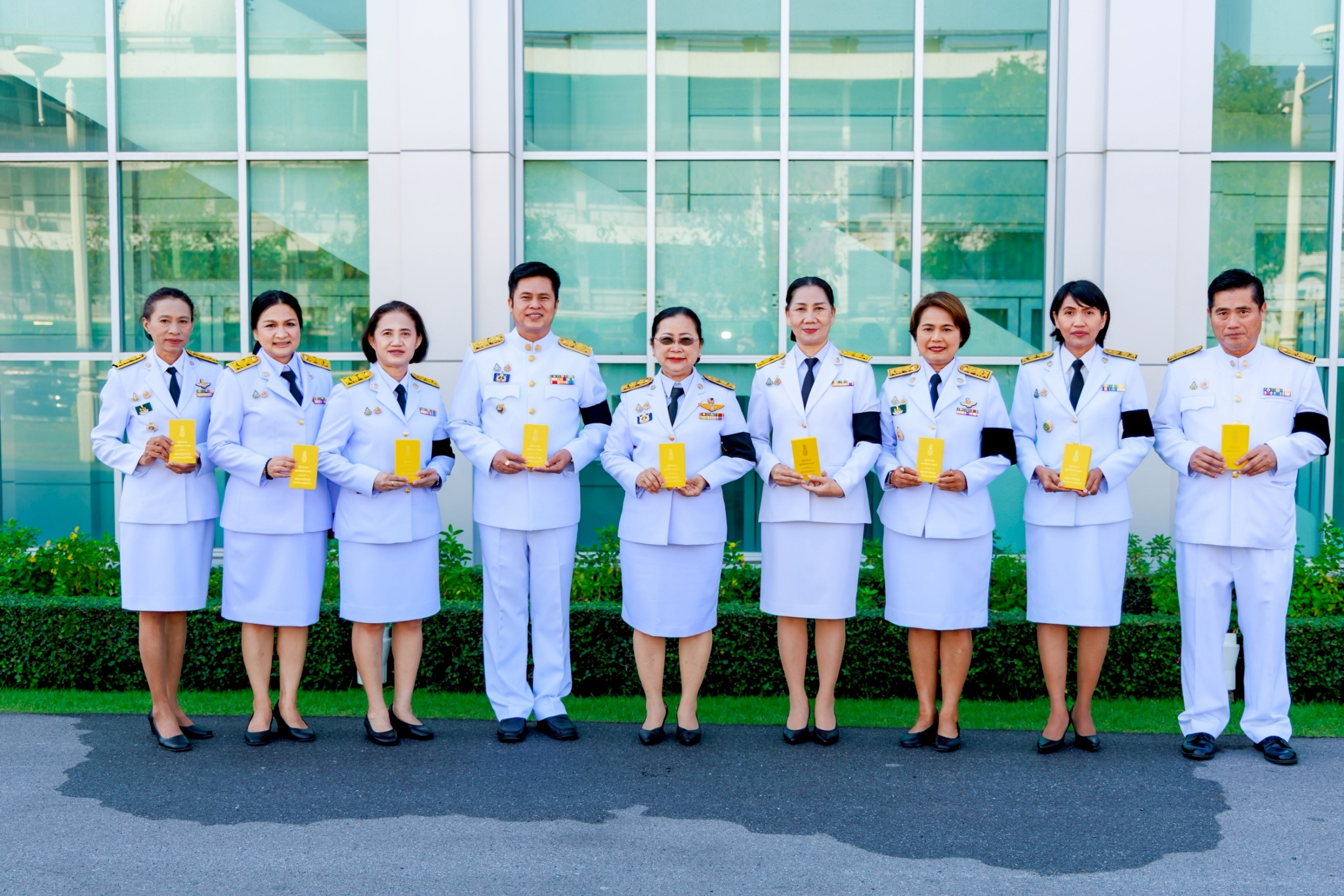 title - ส.ป.ก.เพชรบุรี ร่วมลงนามถวายพระพรชัยมงคลแด่พระบาทสมเด็จพระเจ้าอยู่หัว และสมเด็จพระนางเจ้าฯ พระบรมราชินี เนื่องในโอกาสวันขึ้นปีใหม่ พุทธศักราช 2569
